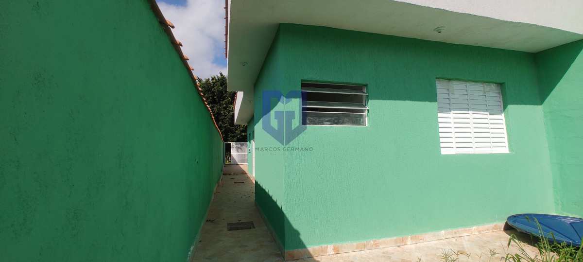  - Casa à venda em Peruíbe, Estância dos Eucaliptos, com 2 quartos, 180m²