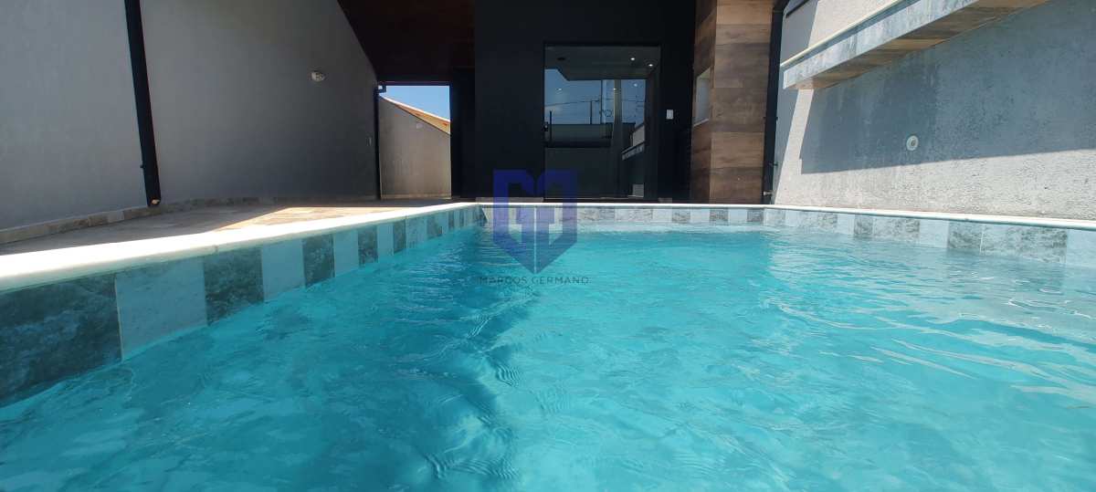 Casa à venda em Peruíbe, Estância Flora Rica, com 2 quartos, 84m² - Marcos Germano - Corretor de imóveis