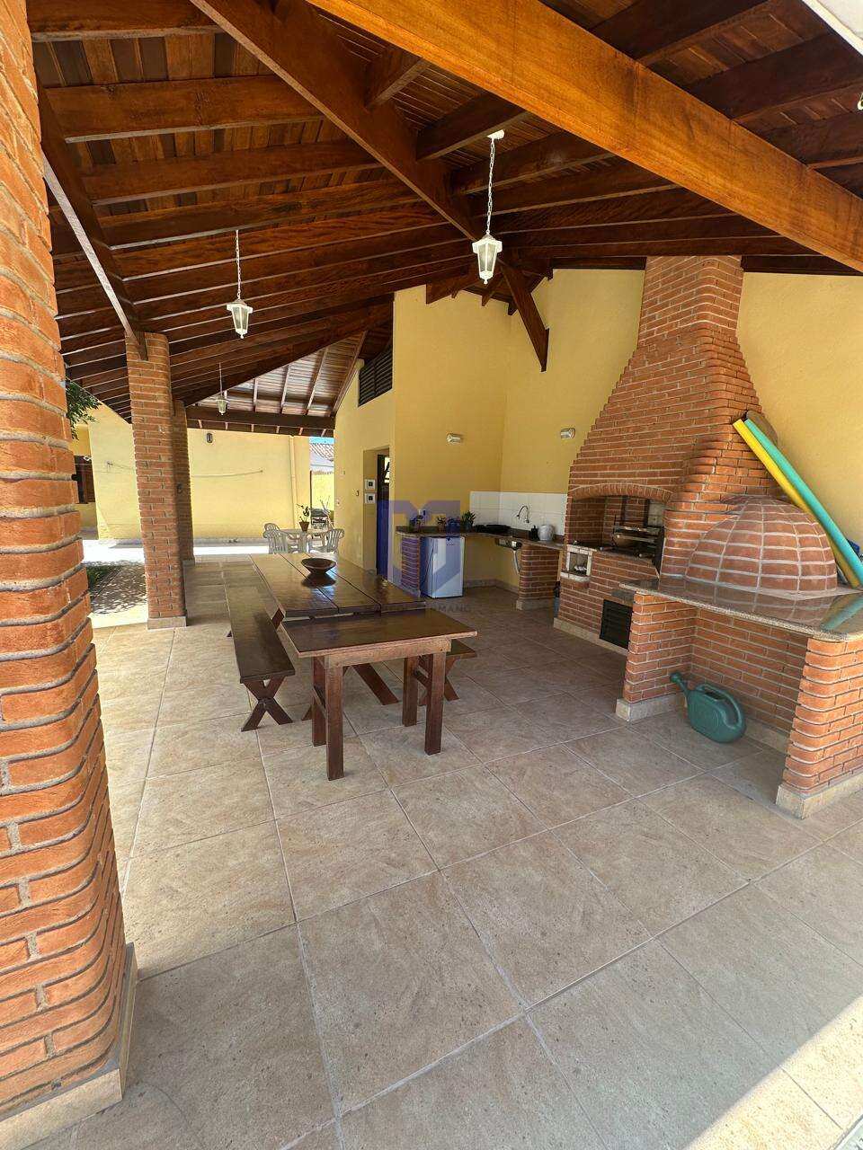 Casa à venda em Peruíbe, Jardim Márcia, com 3 quartos, 243,68m² - Marcos Germano - Corretor de imóveis