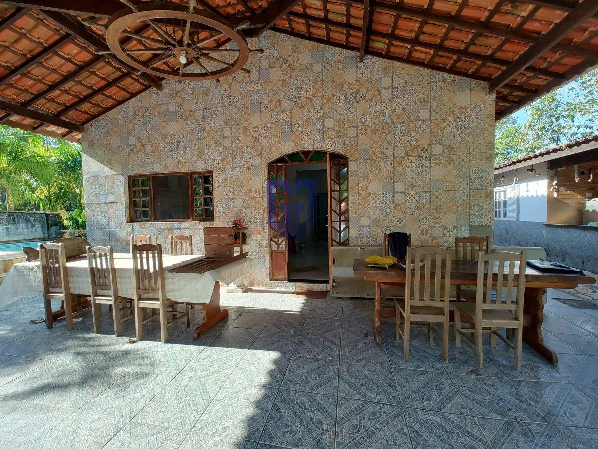 Casa à venda em Peruíbe, Balneário Garça Vermelha, com 3 quartos, 150m² - Marcos Germano - Corretor de imóveis