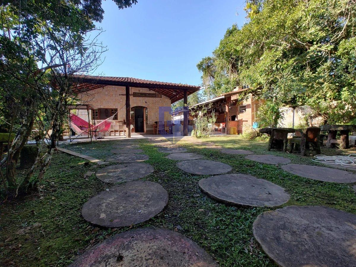 Casa à venda em Peruíbe, Balneário Garça Vermelha, com 3 quartos, 150m² - Marcos Germano - Corretor de imóveis