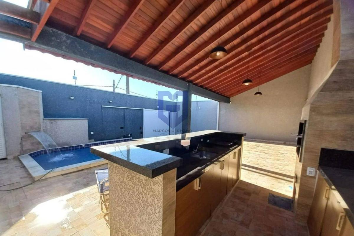 Casa com 3 quartos, 198m², à venda em Peruíbe, Estância Flora Rica - Marcos Germano - Corretor de imóveis