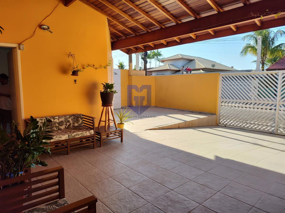 Casa com 3 quartos, 147m², à venda em Peruíbe, Jardim Imperador - Marcos Germano - Corretor de imóveis
