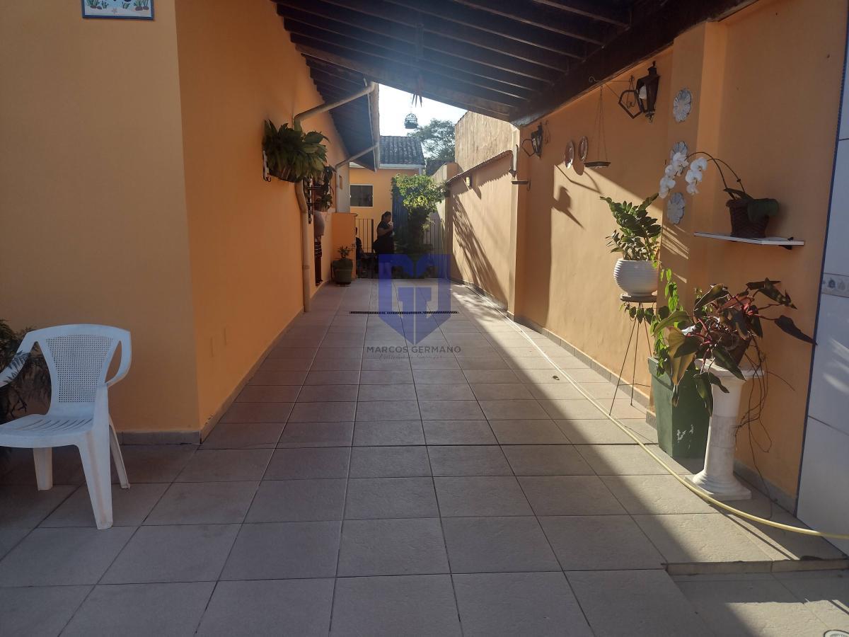 Casa com 5 quartos, 290m², à venda em Peruíbe, Centro - Marcos Germano - Corretor de imóveis