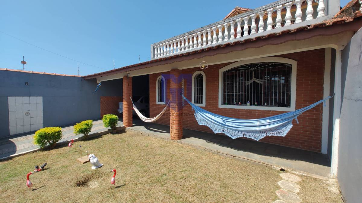 Casa para alugar, com 3 quartos, 188,64m² - Marcos Germano - Corretor de imóveis