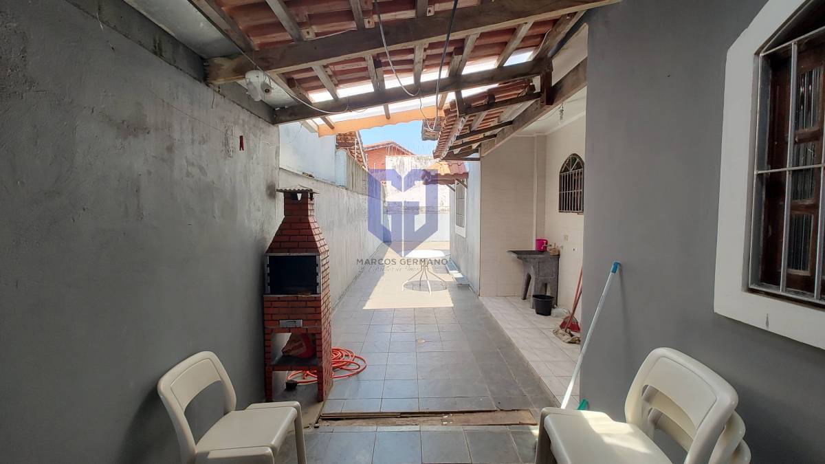 Casa para alugar, com 3 quartos, 188,64m² - Marcos Germano - Corretor de imóveis