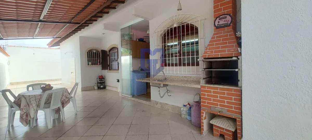 Casa para alugar em Peruíbe, Balneário São João Batista, com 3 quartos, 102m² - Marcos Germano - Corretor de imóveis