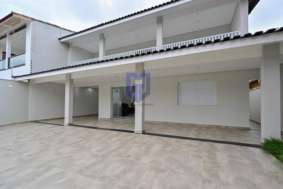 Sobrado com 4 quartos, 260m², à venda em Peruíbe, Jardim Imperador - Marcos Germano - Corretor de imóveis