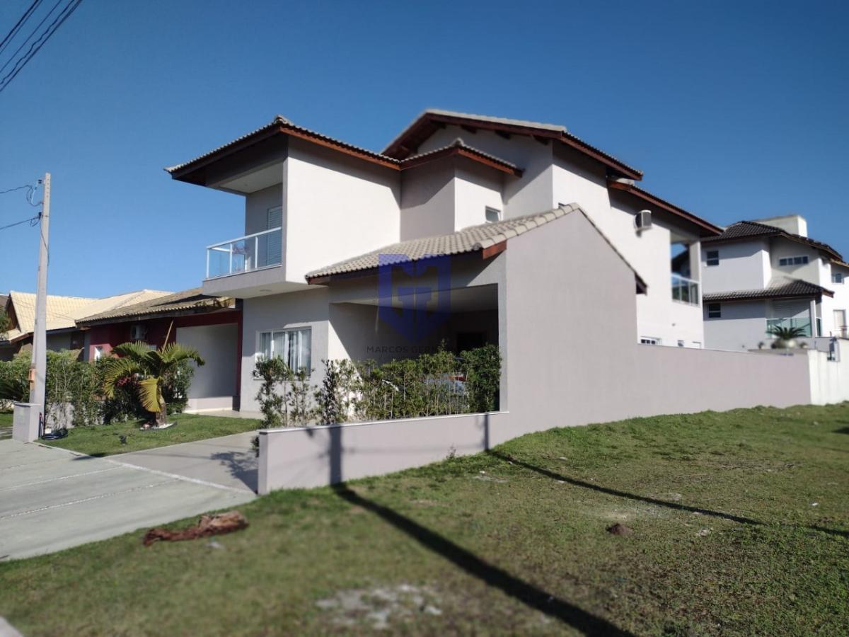 Sobrado em condomínio com 3 quartos, 280m², à venda em Peruíbe, Jardim Márcia - Marcos Germano - Corretor de imóveis